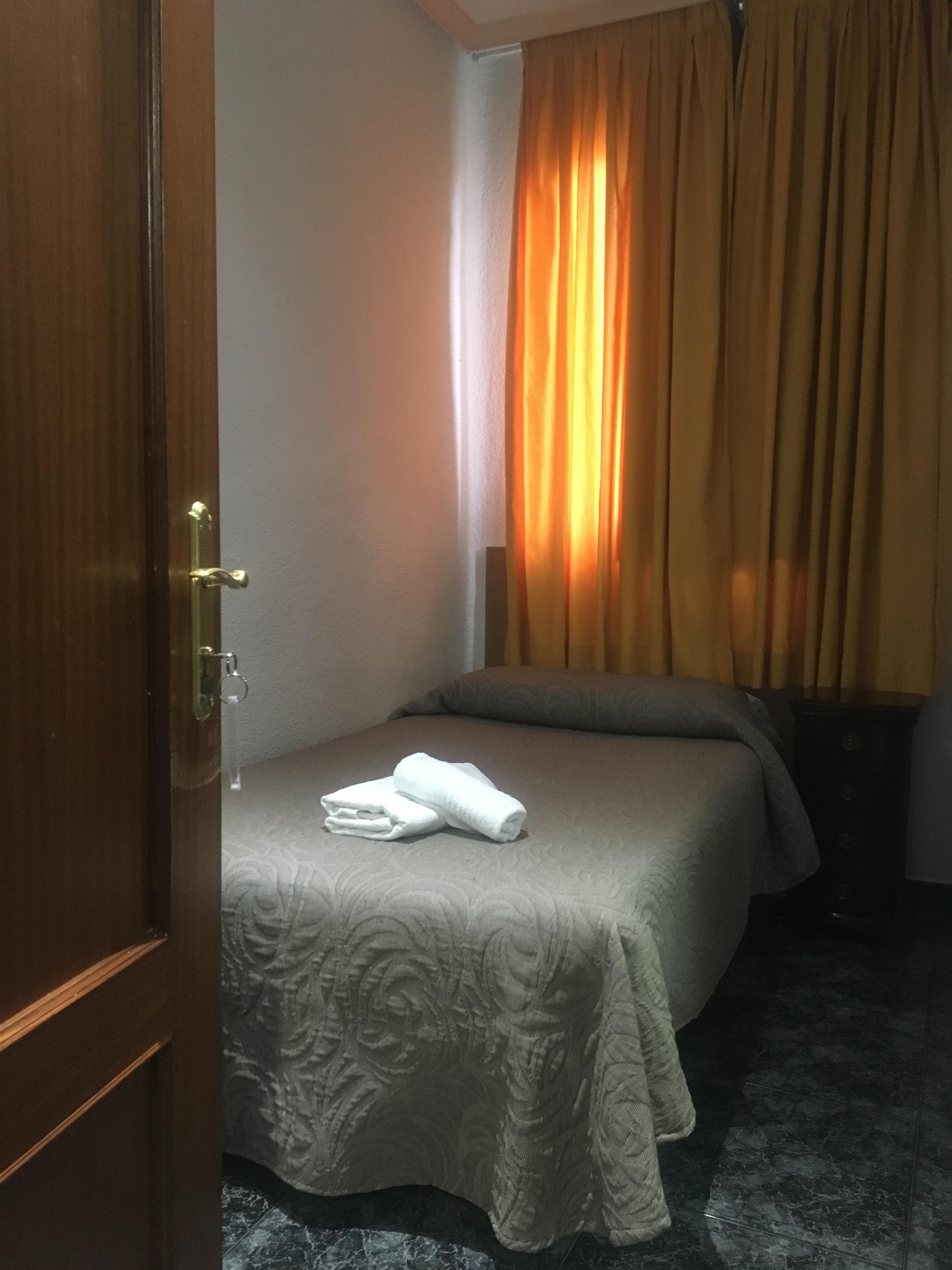 Hostal Conchita Legazpi Madrid Dış mekan fotoğraf