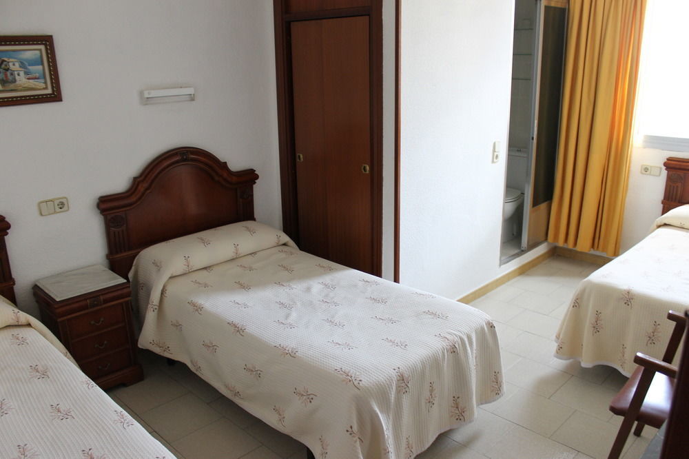 Hostal Conchita Legazpi Madrid Dış mekan fotoğraf